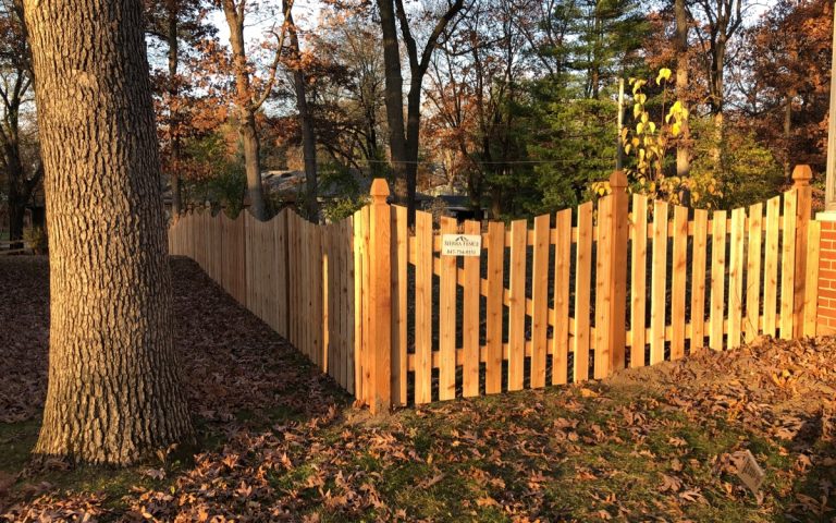 wood fence near kenosha, wood fence installation near kenosha, fence company near kenosha